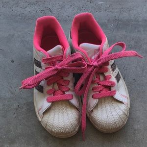 Used Adidas Girls shoes